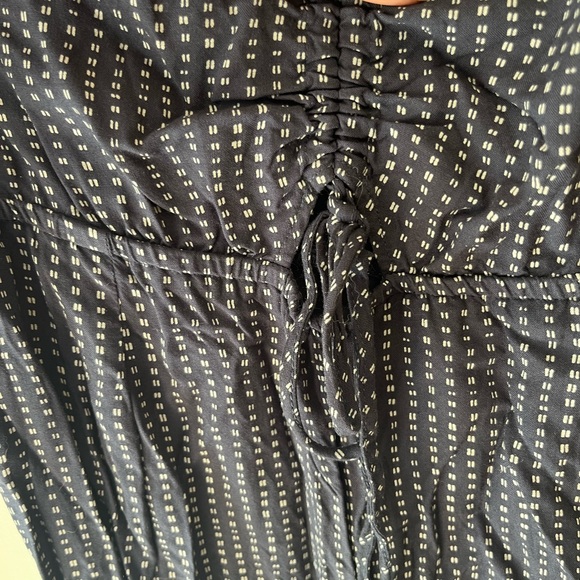 O’Neill jumpsuit - Picture 2 of 4